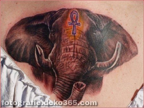 35 Elefant-Tattoo-Designs (16)