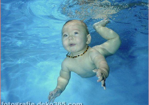 Babys schwimmen unter Wasser_5c905a924798f.jpg
