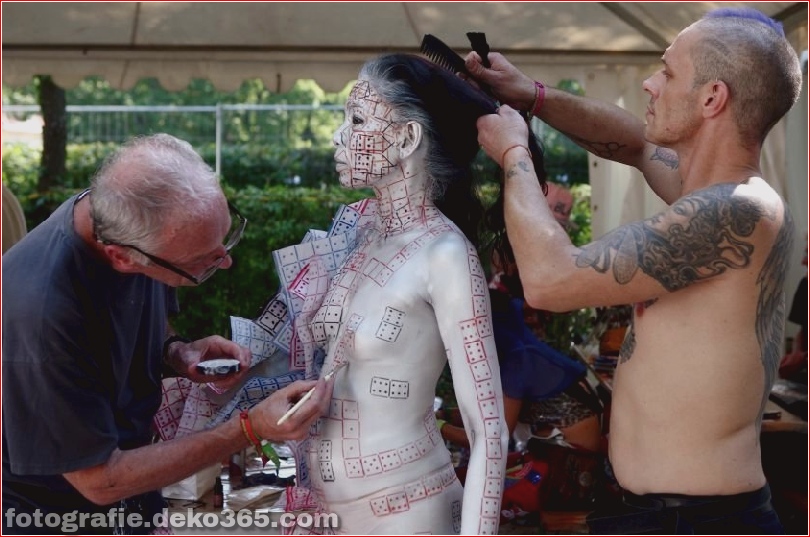 Das alljährliche World Body Painting Festival_5c90159628fe3.jpg