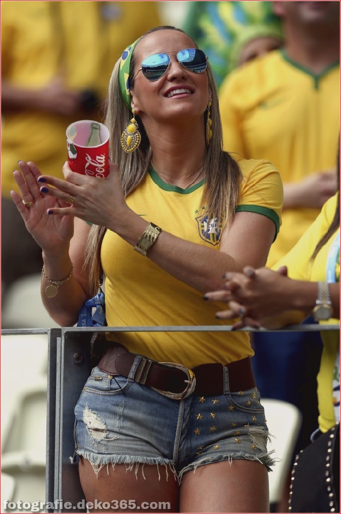 FIFA WM 2014: Schönheits-Cheerleader (1)